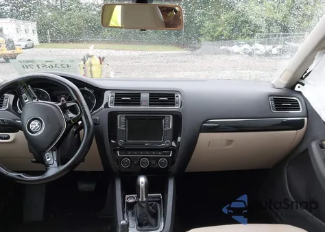 2017 Volkswagen Jetta 1.8T Sel/1.8T Sel Premium from USA, damaged, VIN 3VWL17AJ6HM313957